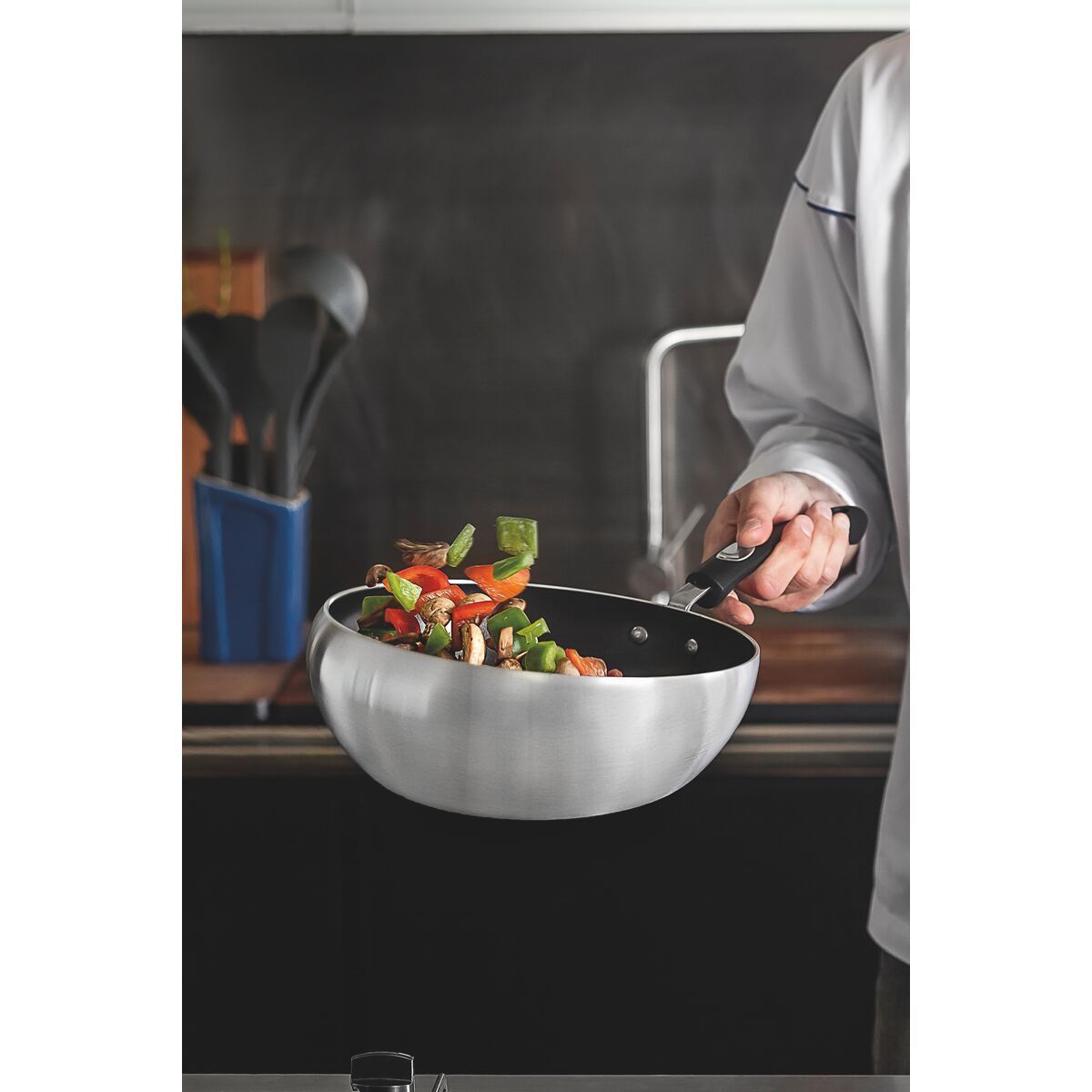 FRIGIDEIRA ALUM 28CM P/SALTEAR PROF